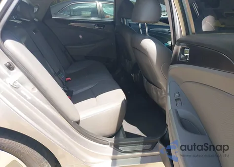 2011 Hyundai Sonata Hybrid from USA, damaged, VIN KMHEC4A4XBA016883